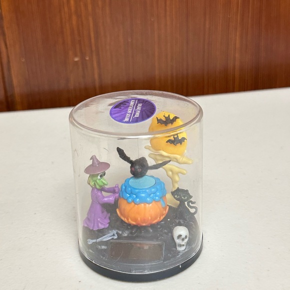 Halloween Decor Solar Power Fluttering spider - Picture 9 of 10